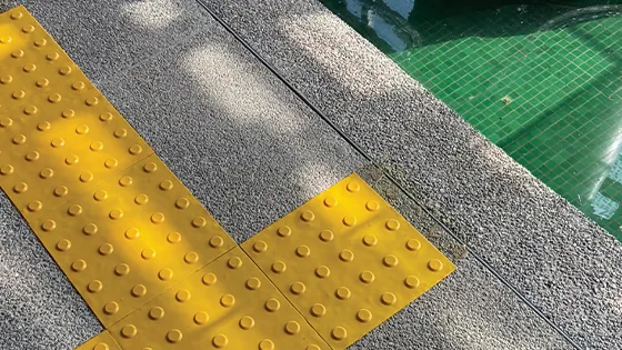 Demolição mecanizada